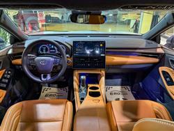 تويوتا أفالون